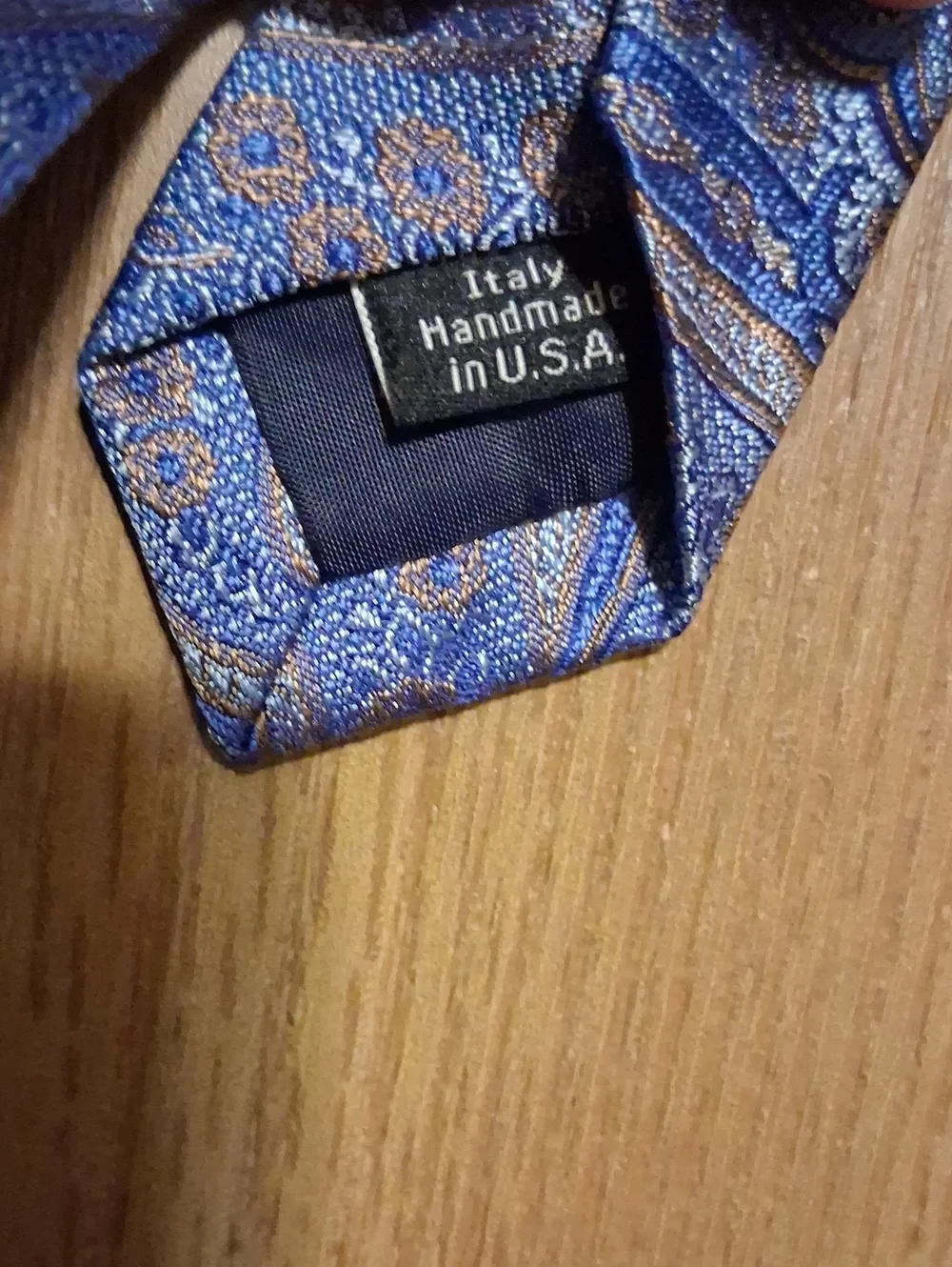 NWOT David Donahue Blue And Gold Paisley Silk Tie